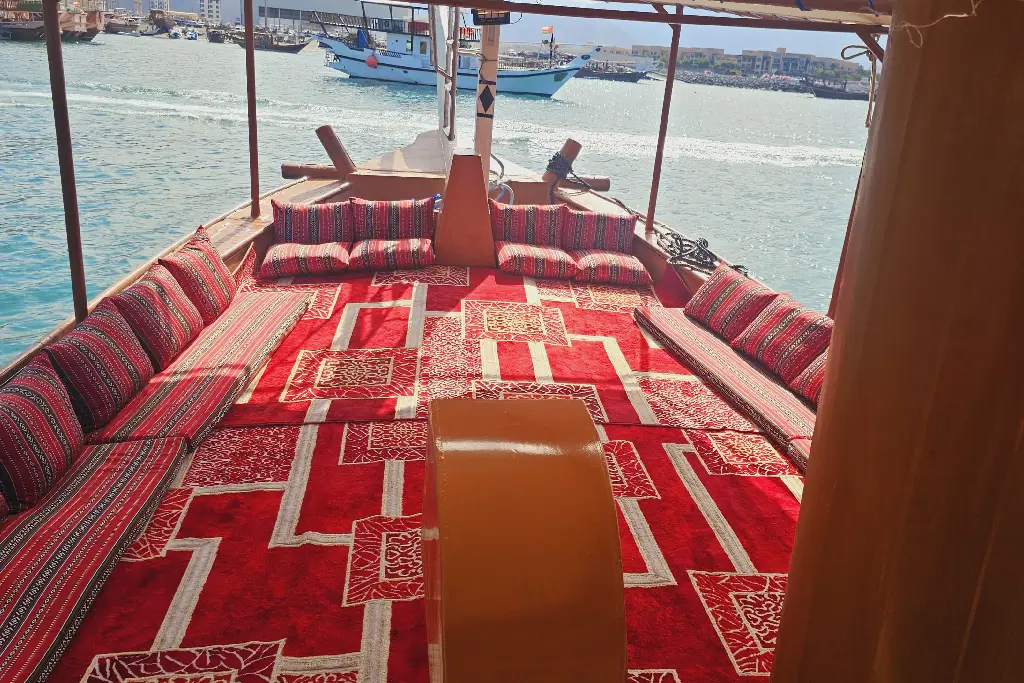 khasab-musandam-dhow cruise-altaif-tours